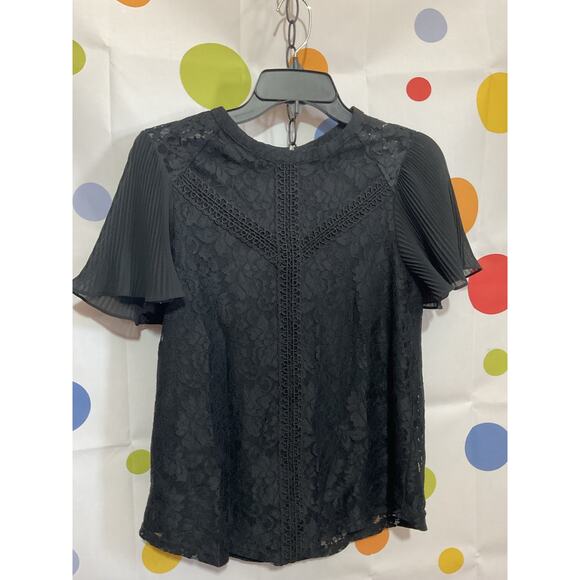 Cable & Gauge Black Lacy Top Size Small - Picture 6 of 11